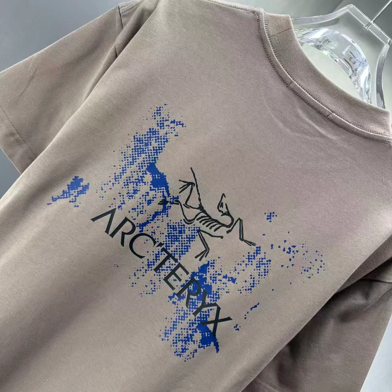 ARC 2026 New Arrival T logo ：Black White Brown Dark Blue Sizes：S M L XL XXL